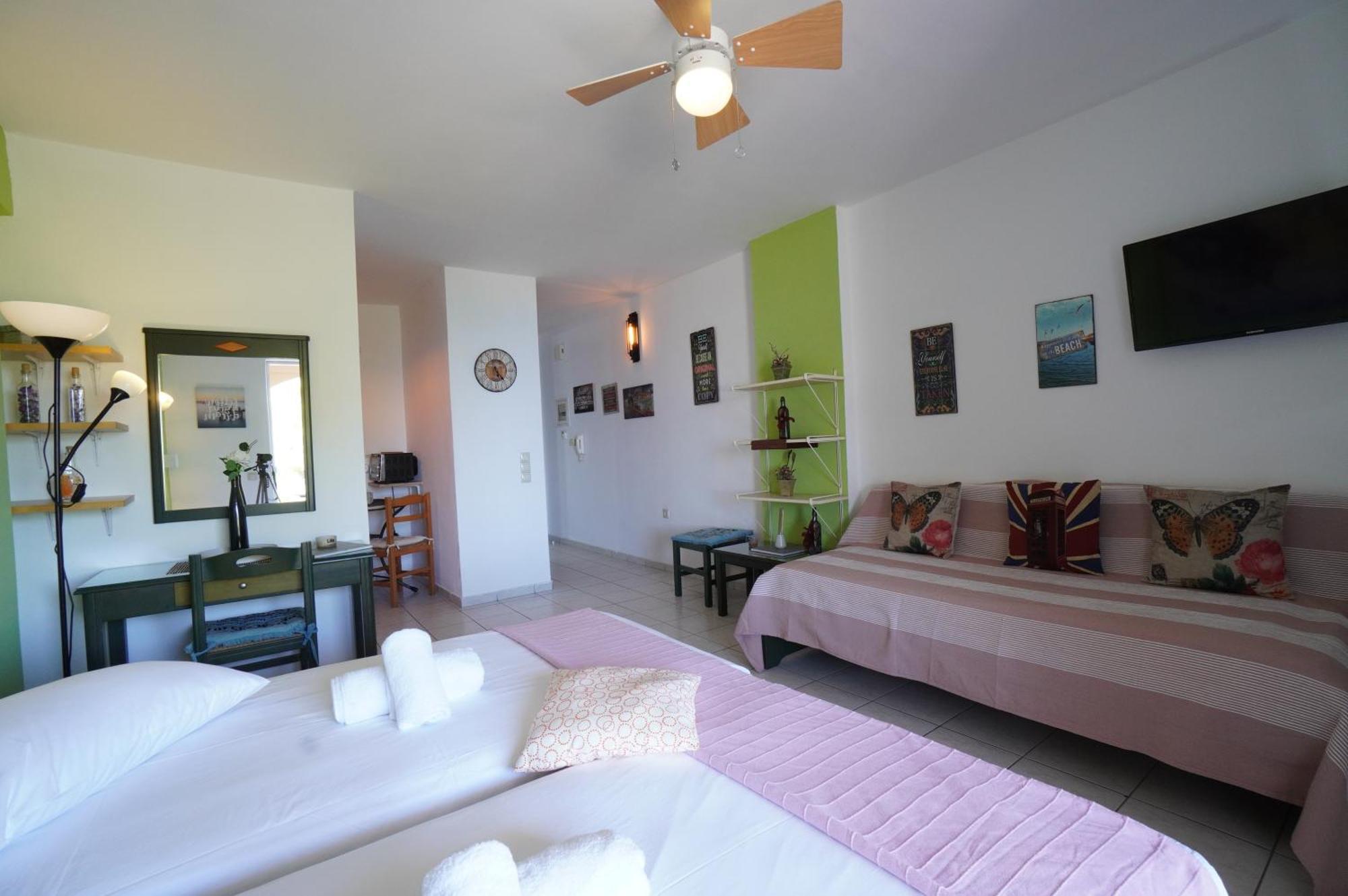 Seafront Spirit Apartments Zakynthos Town Room photo